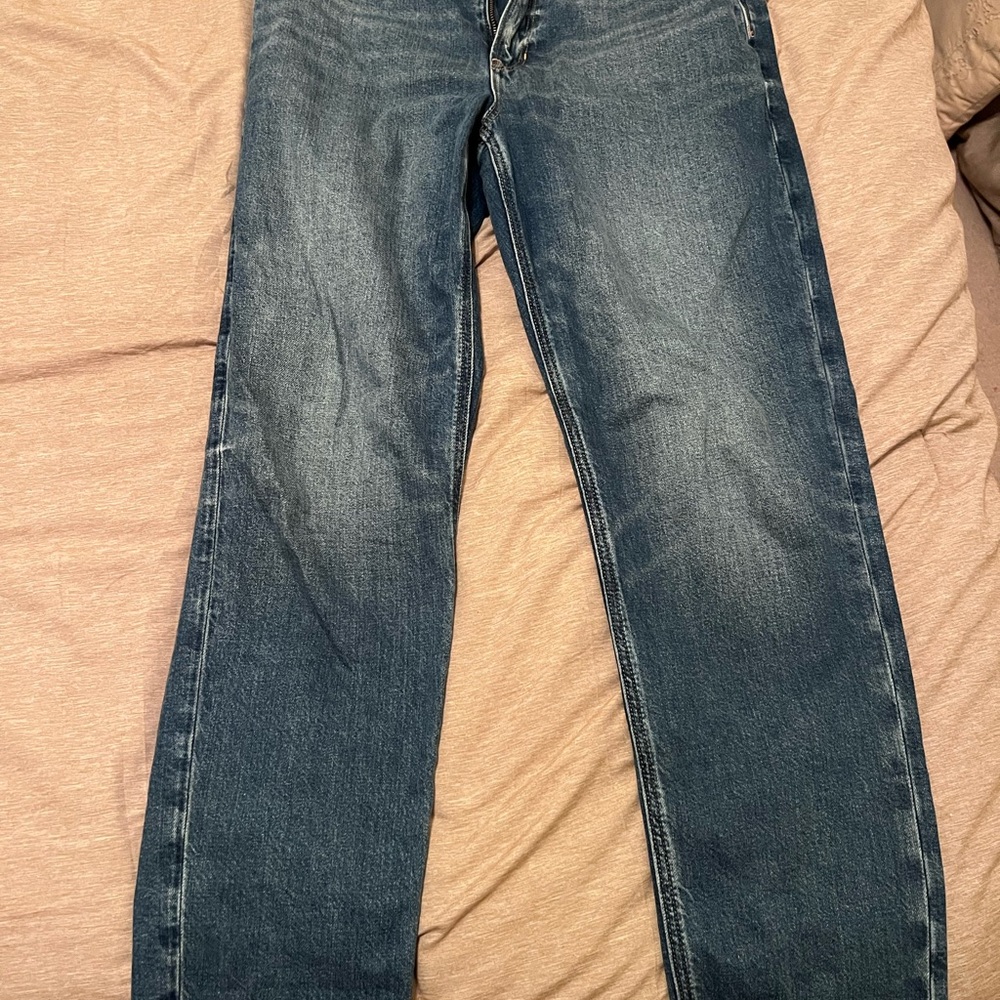 American Eagle Strigid Mom Jean
